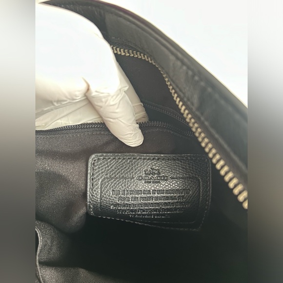 Authentic Coach Men Crossbody Bag - Picture 9 of 12